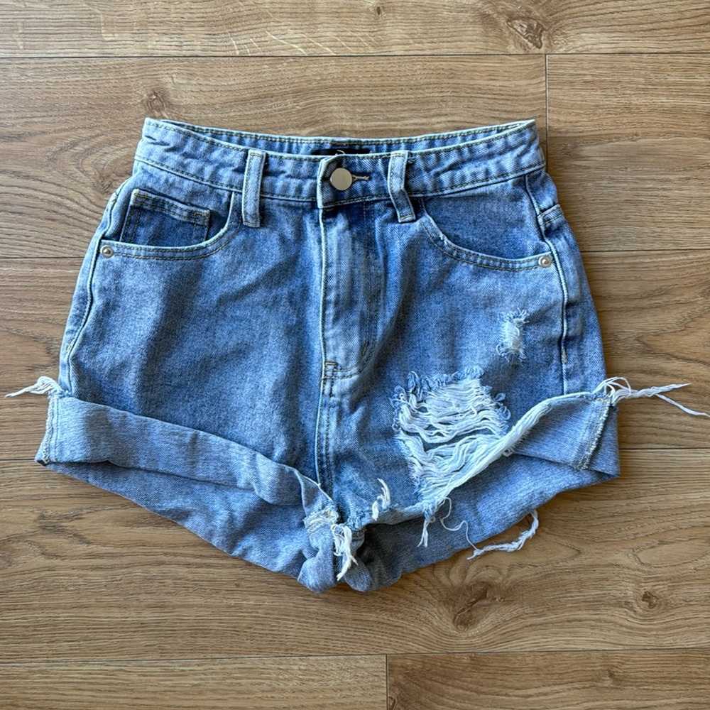 Prettylittlething Distressed Blue Denim Shorts
